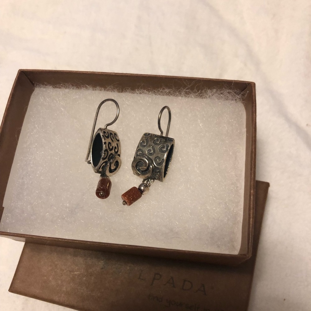 Gorgeous Silpada earrings.